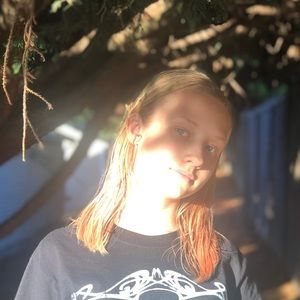 Meet your Posher, Violetta